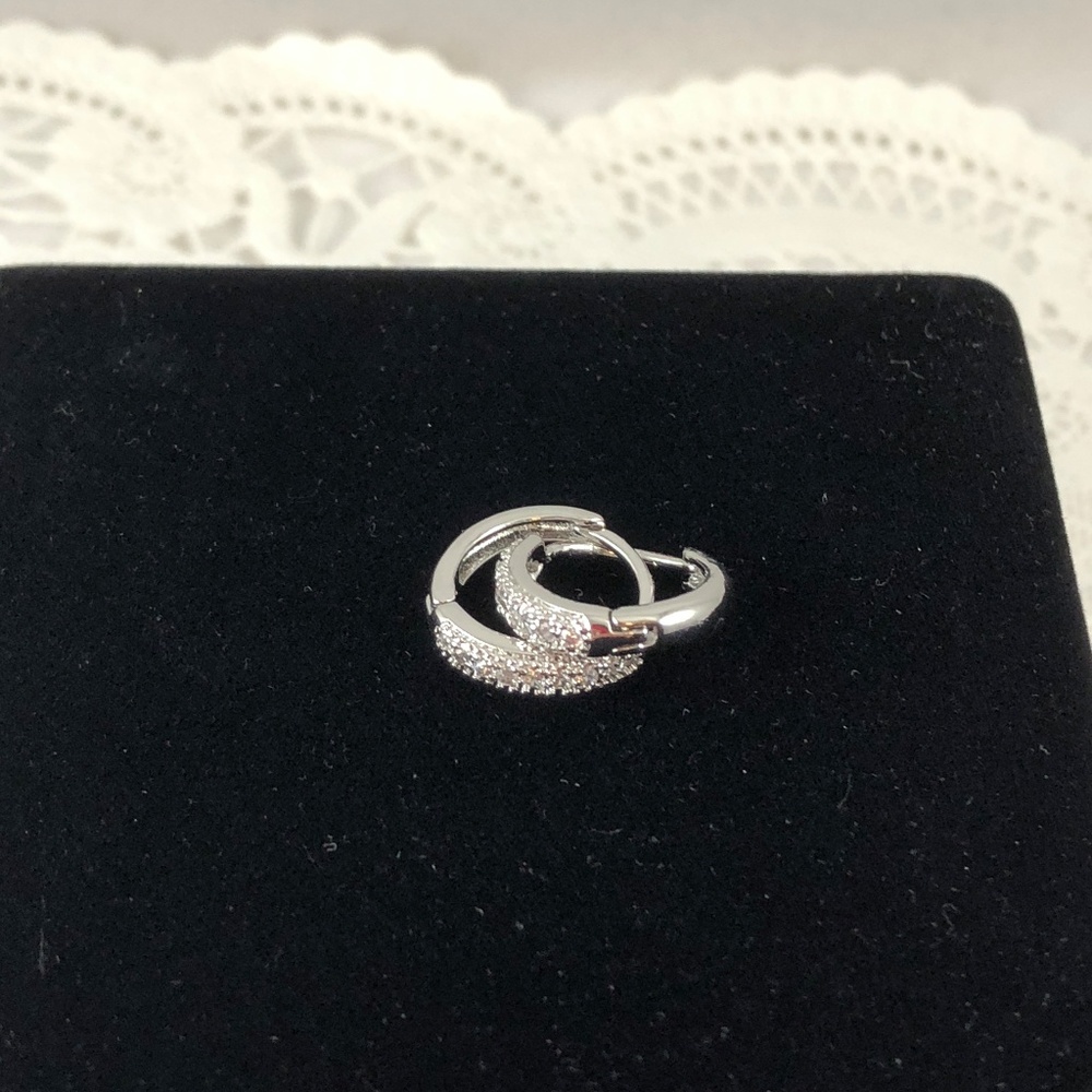 Huggy Hoop 18K White Gold Filled 1/2" with CZ - Picture 3 of 6